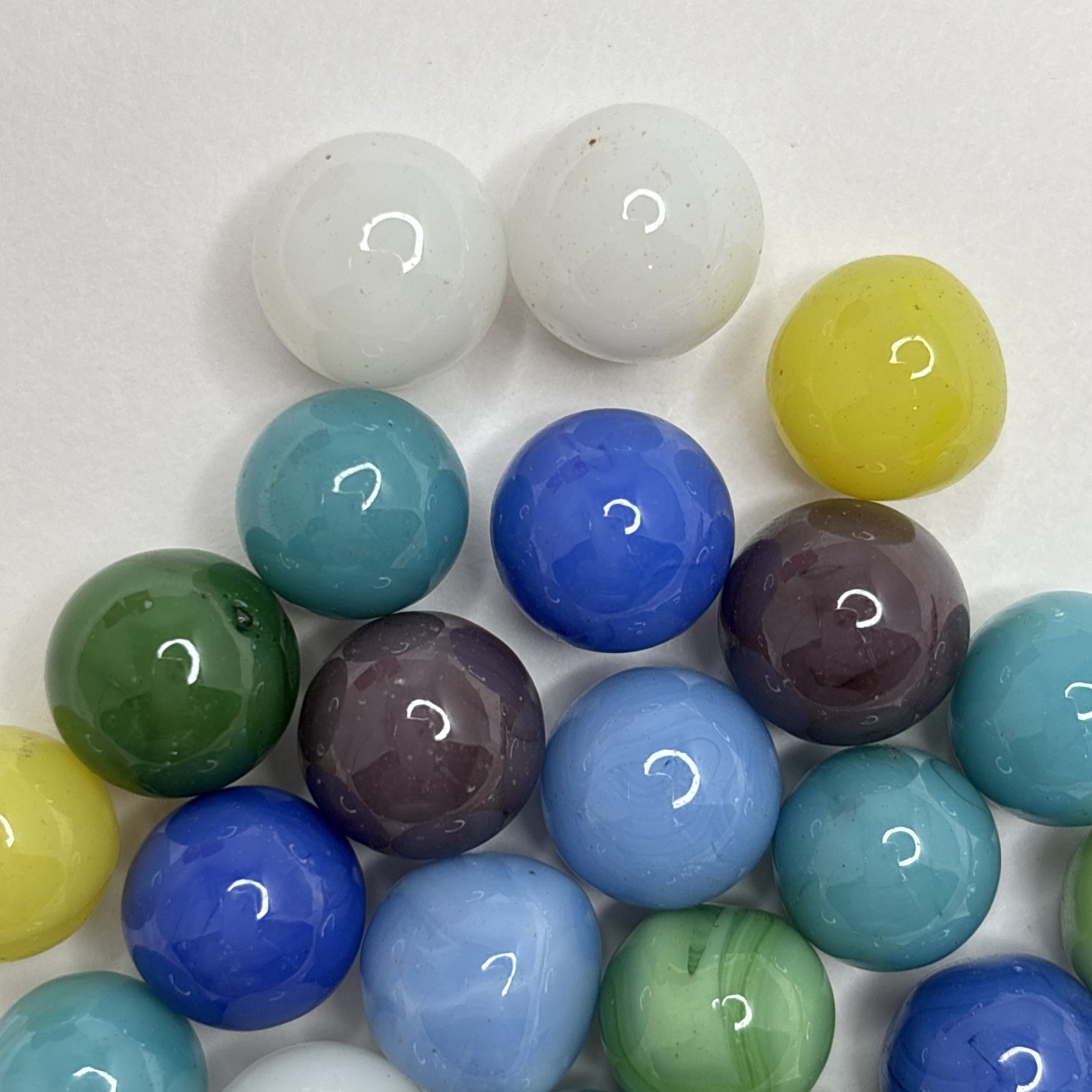 Vintage Bright Color Glass Marbles Lot of 25 Peewee Size C