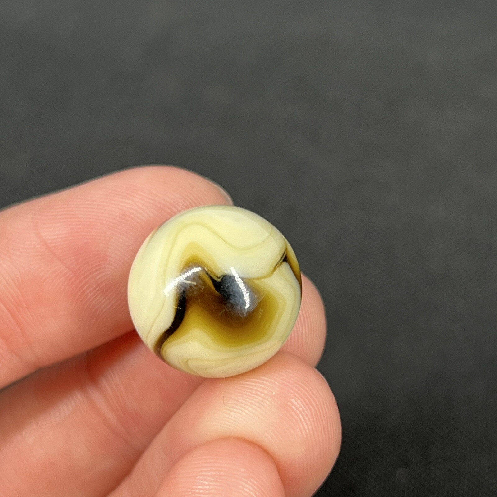 Vintage Agate Christensen Peltier Art Glass Swirl Marble .6” Creamy Honey