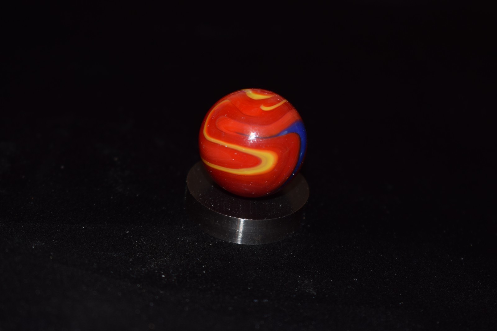 👽➖⏩VACOR💪Superman🔴🔵🟡 Toy Collectors Marble Shooter size” 7/8″=.875″ Mint
