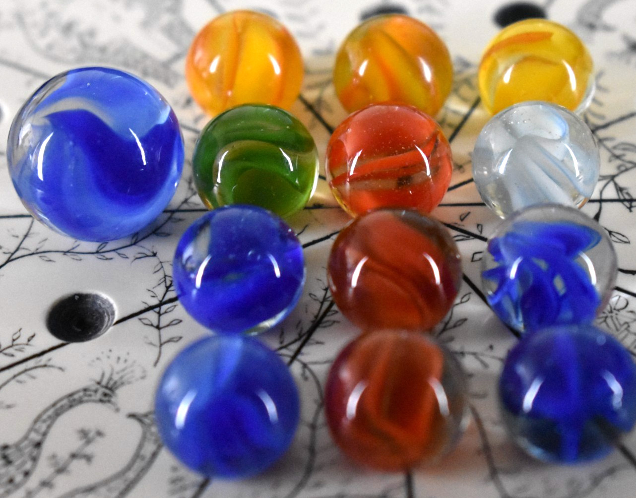 Vintage Vitro Agate Early Cats Eye Marbles 12 Standard + 0.86″ Shooter (VG)