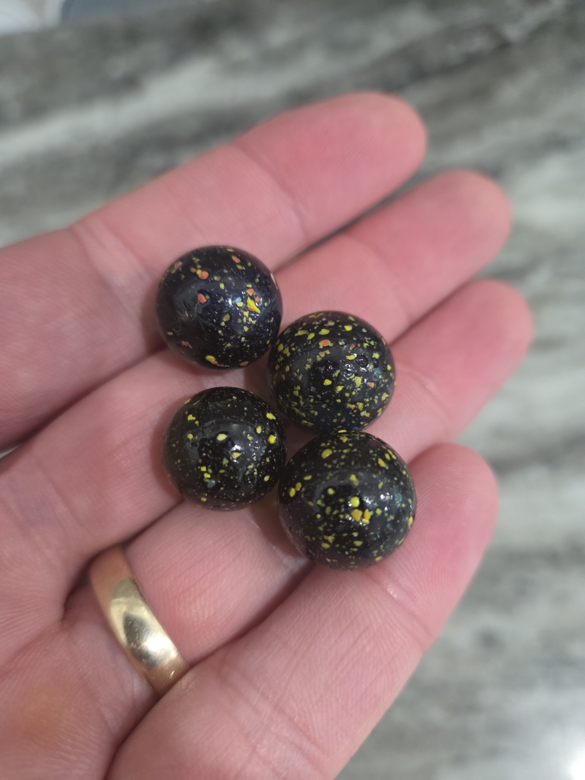 Vacor ? Destroyer Confetti Marbles Lot of 4 Glass Dark Yellow Specs Vintage