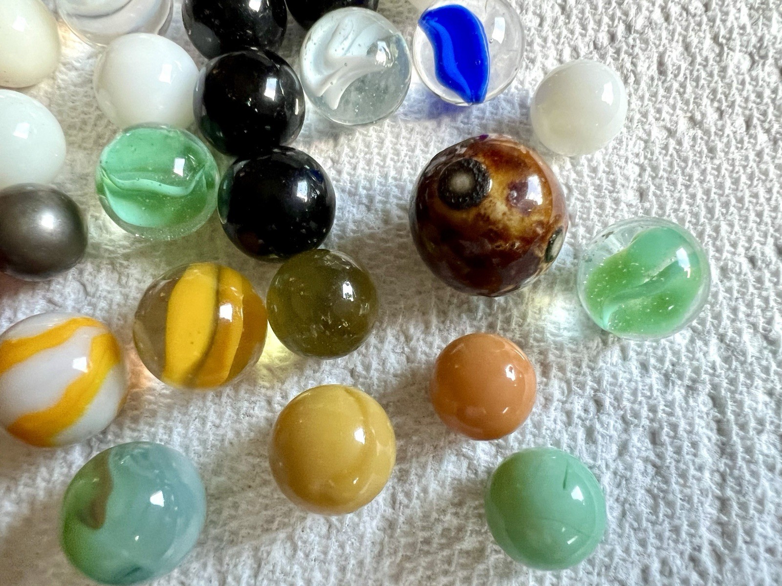 Antique & Vintage Marble Lot w/Cloth Bag Clay, Akro Agate ? Estate Find