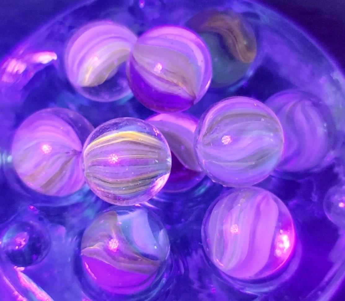 Lot 10 VTG UV Reactive Marbles Cadmium Uranium Cats Eye SMALL SIZE Unique!