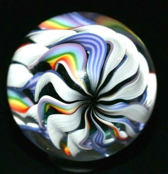 BRYAN TRILLAS GLASS MARBLE/1.331″-14 CANE RAINBOW FILIGRANA-BOULDER LAVENDER,RED