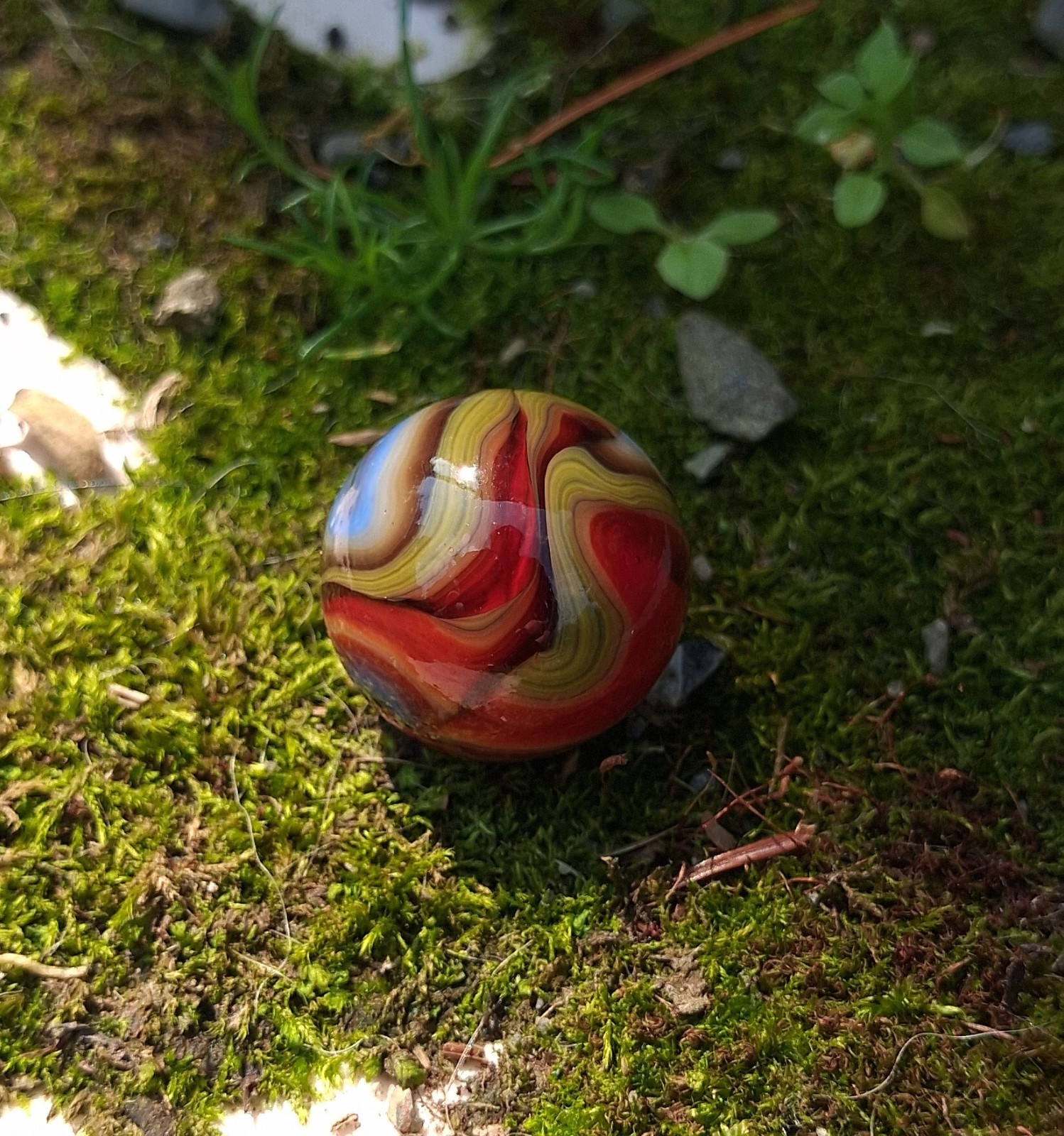 JABO/DAS Translucent Swirl Marble Size .72 Mint