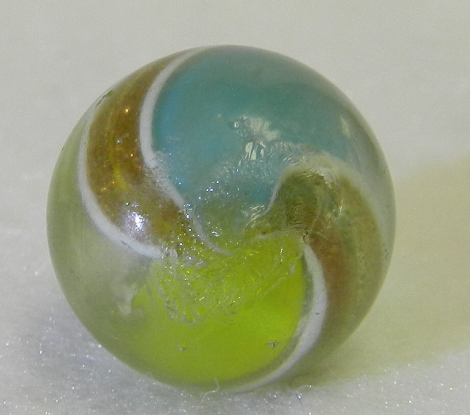 #17239m Vintage German Handmade 2 Color Ribbon Lutz Marble .65 In