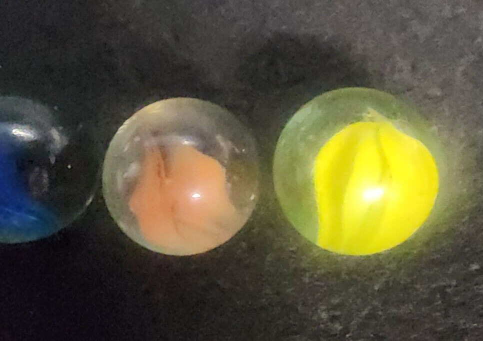 Great Set Of 4 Vintage Cats-Eye Marbles 1 Inch 1 Multicolor & Other Great Colors