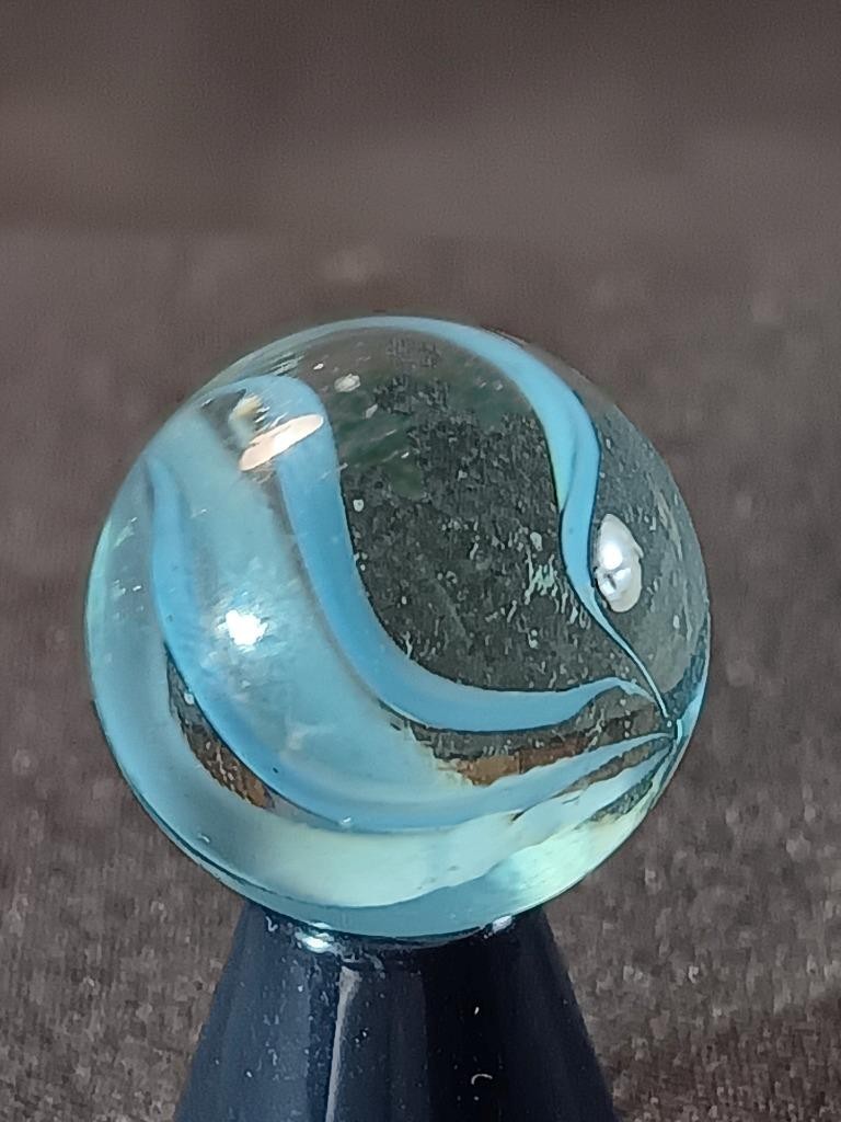 5/8″ Vitro Agate Robin’s Egg Blue Caged Cat Eye Near Mint Serious Marble A960