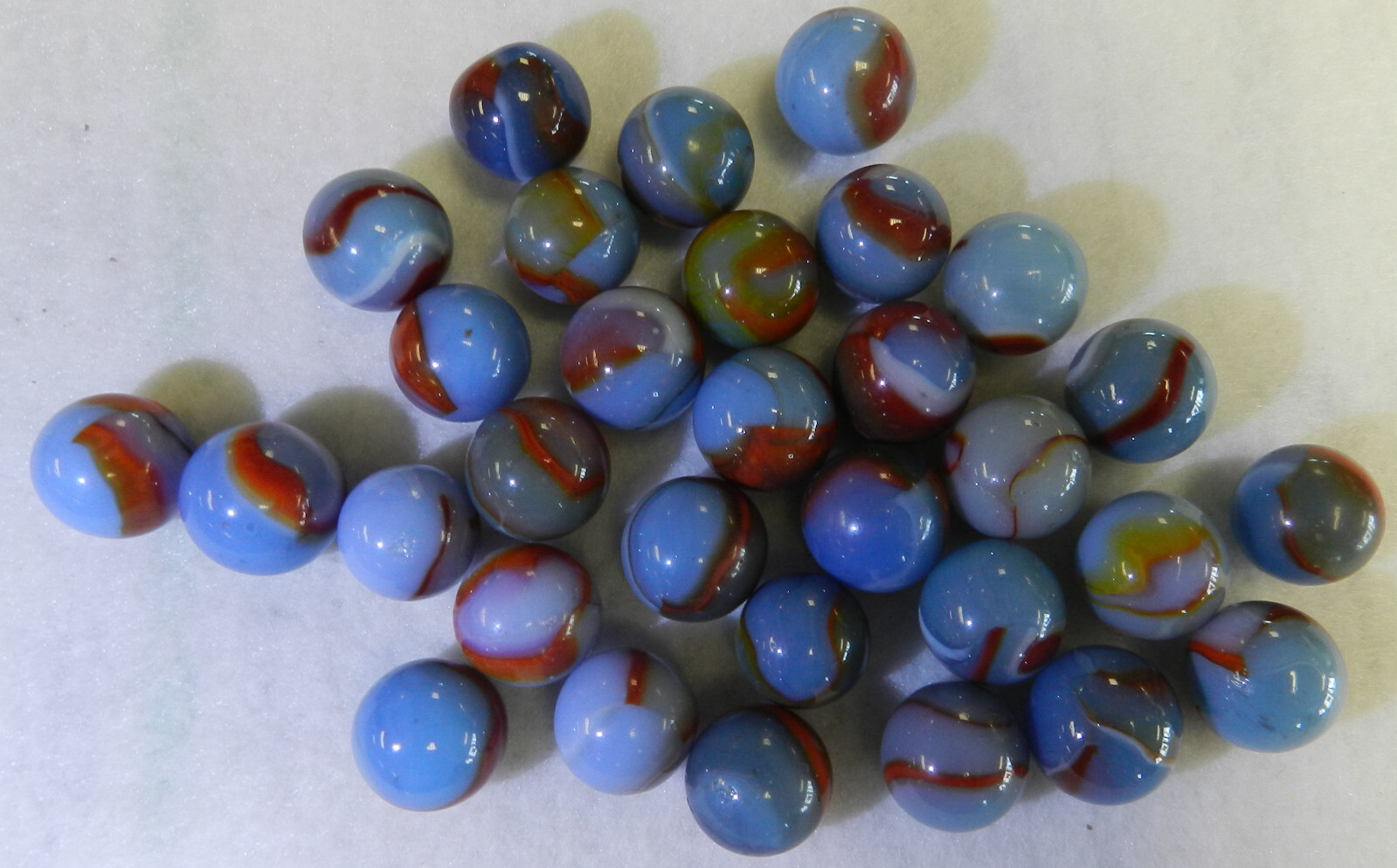 #19309m Vintage Group of 30 Peltier Glass Marbles .58 to .66 Inches