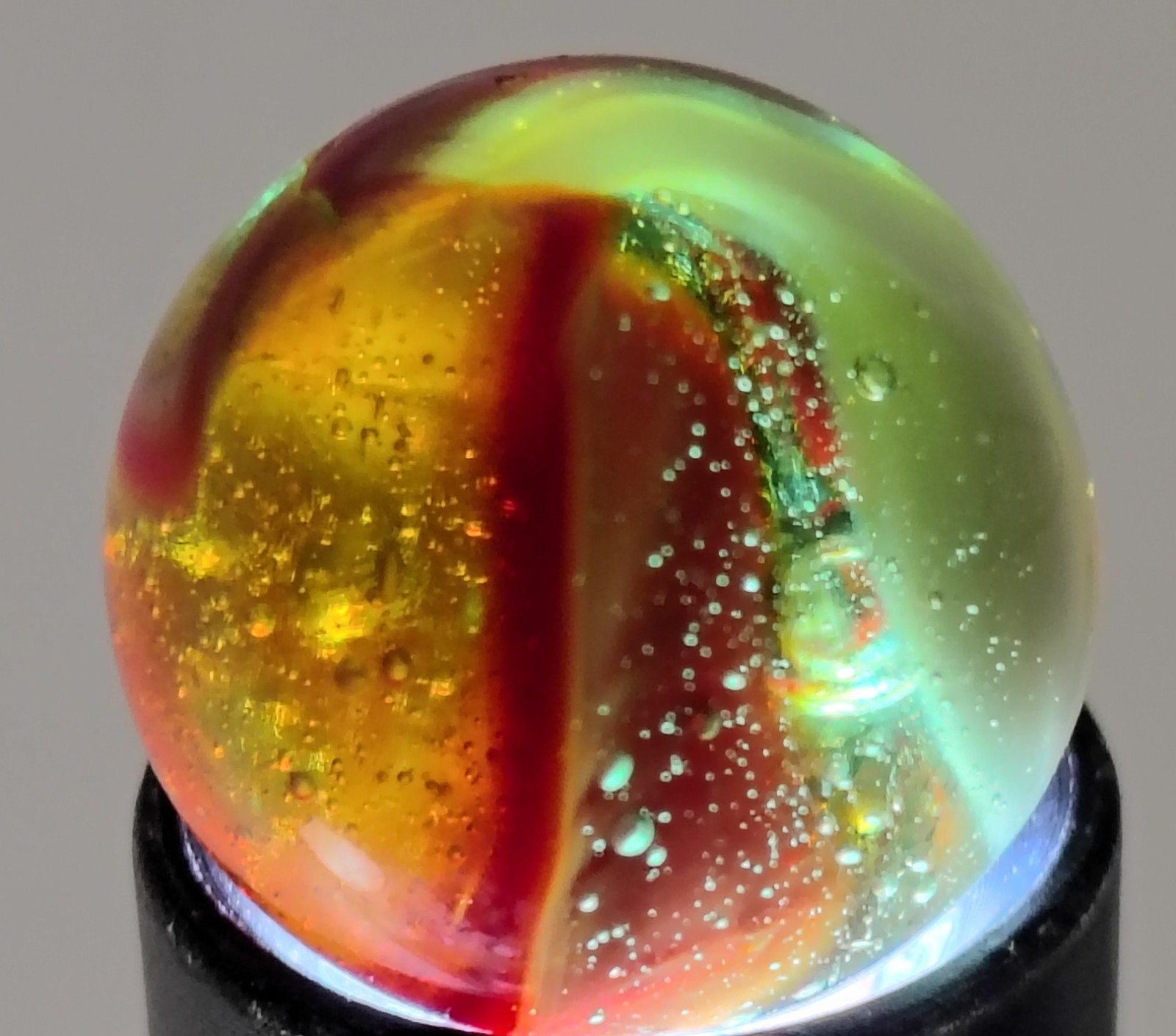 Vintage Peltier Glass Marble 0.62″ NLR Muddy Rainbow NM Condition