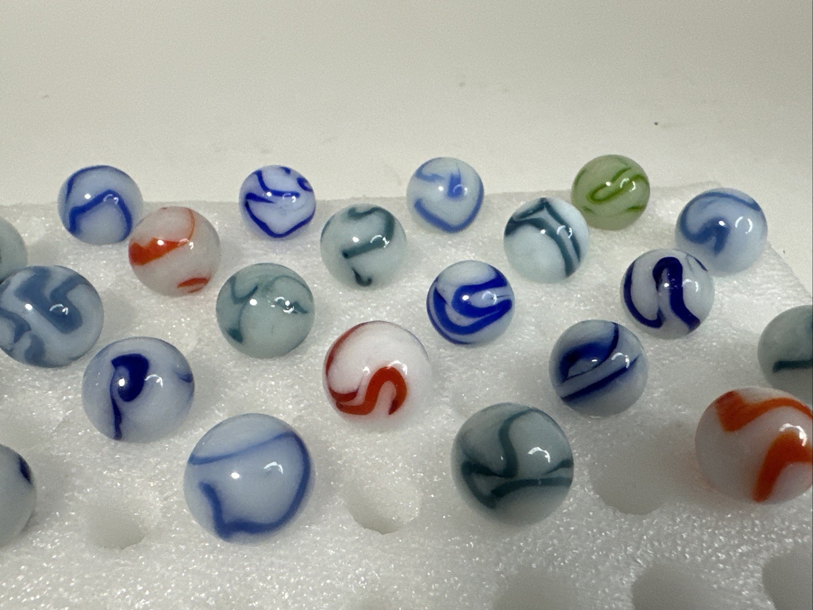 118 Lot Of 25 Vintage Alley Agate Swirls!