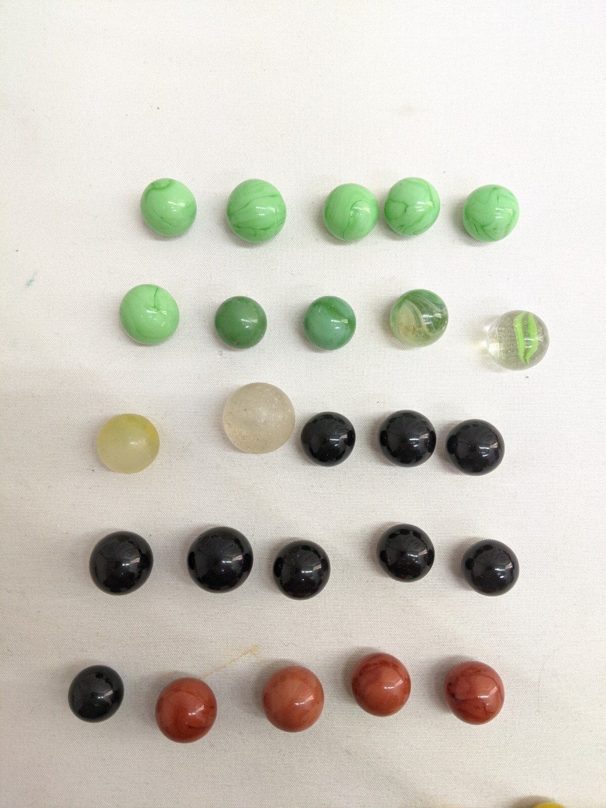 Vintage Marbles In Wire Lock Mason Jar 5 1/4″ x 2 1/2″ Lot of 67 Marbles LW