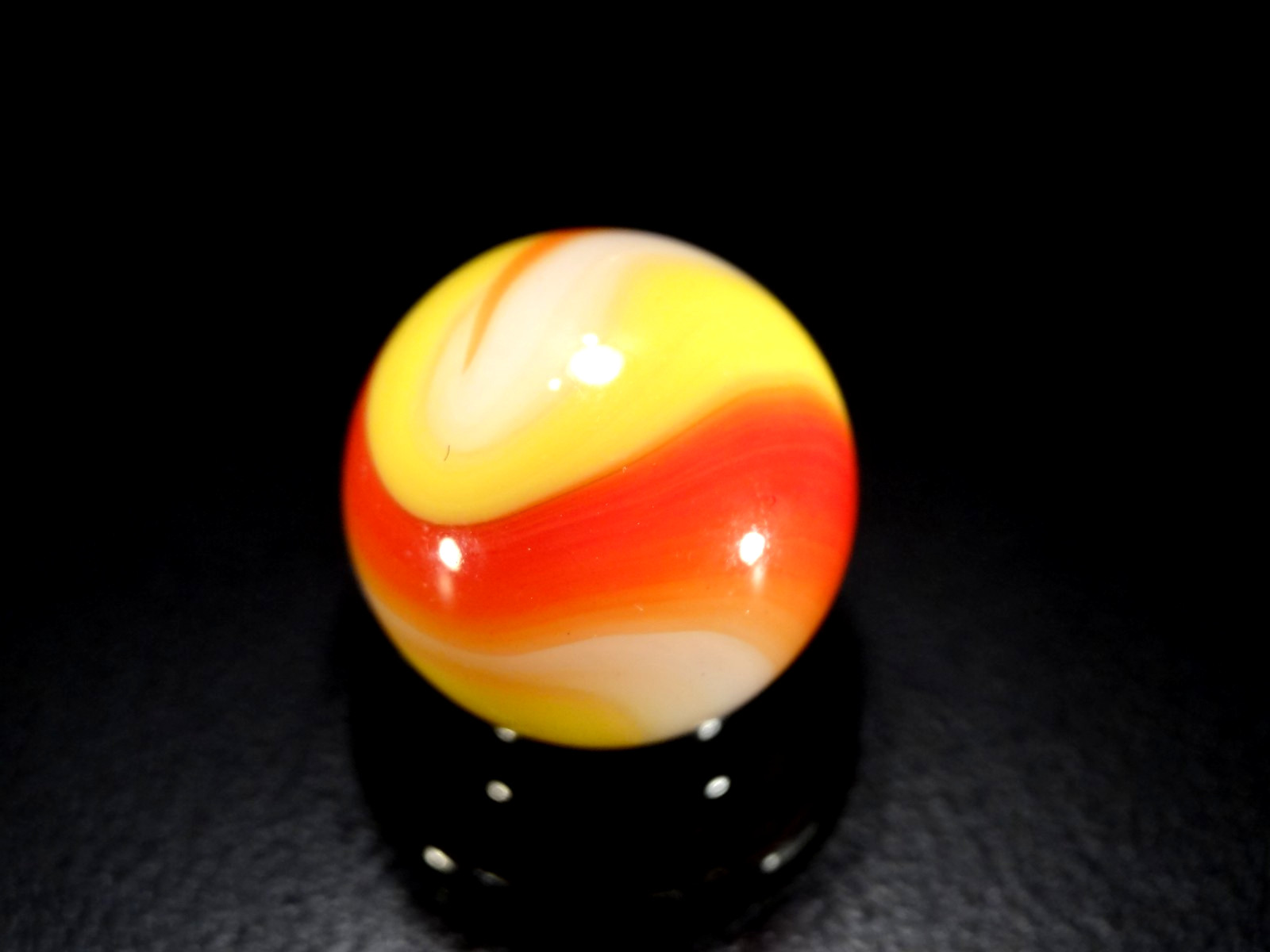 AKRO AGATE Condiment Special (personal collection) Catsup-Mayo-Mustard WET MINT