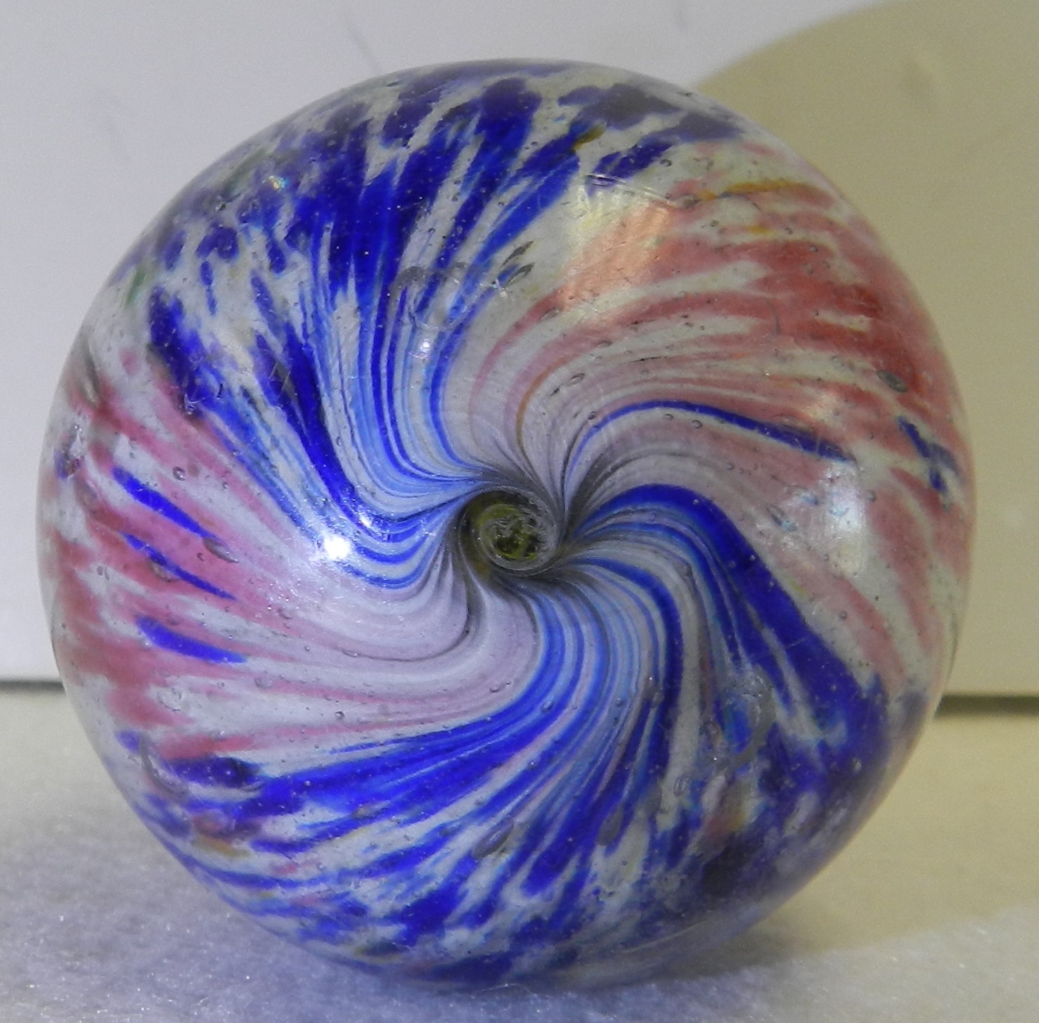 #19964m Huge 2.07 Inches Vintage German Handmade Onionskin Marble