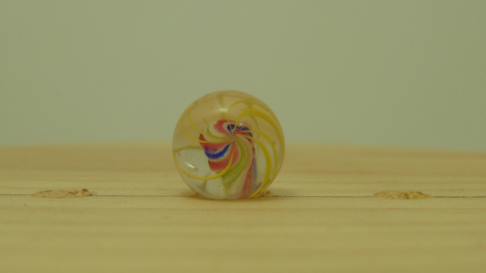 1/2 Divided Core German Marble Pee Wee