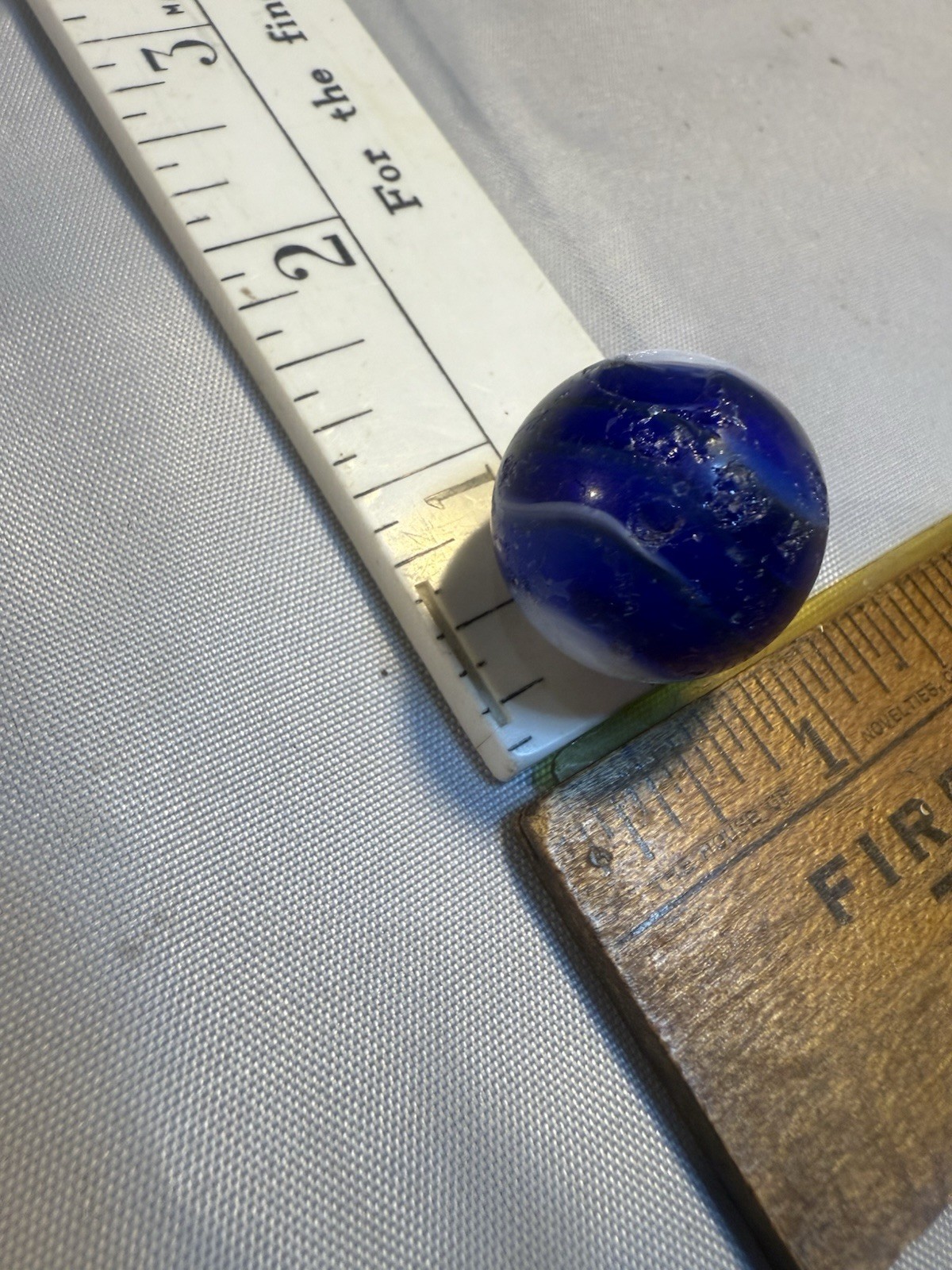 Akro Agate Corkscrew SPIRAL Shooter Marble Blue White Old Vintage Damaged