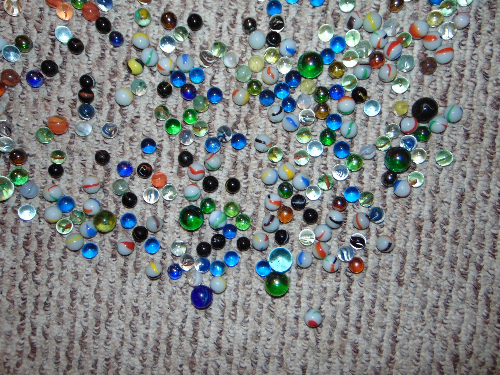 576 Vintage Kids Marble Marble Collectors Mix 1950s & 1991ish Mammoth Shooter
