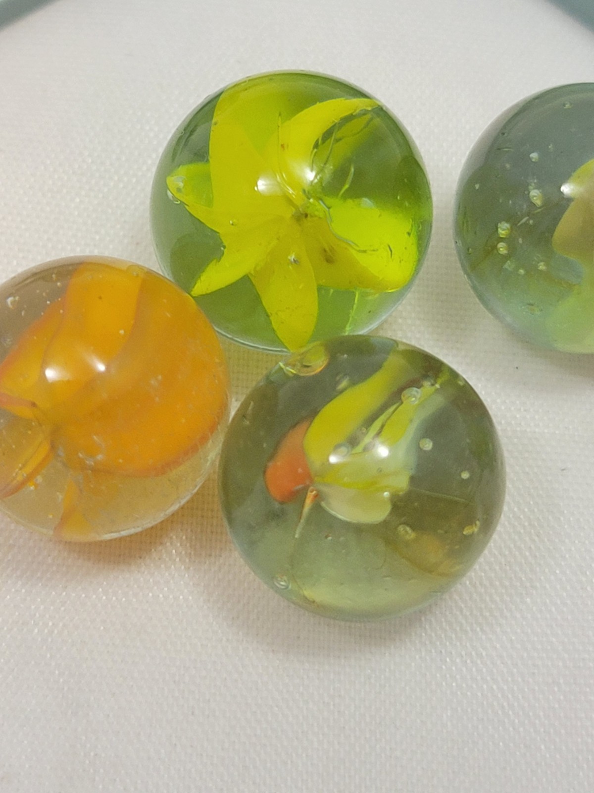 Vintage Cat Eye 6 Vein Yellow And Orange Marbles Mixed 5/8 Diam. Lot 6