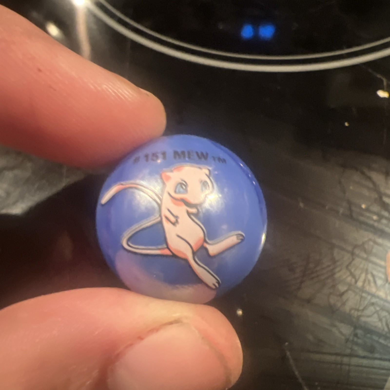 RARE 1999 Pokémon Marble #151 Mew – Limited Toys-R-Us Exclusive Promo