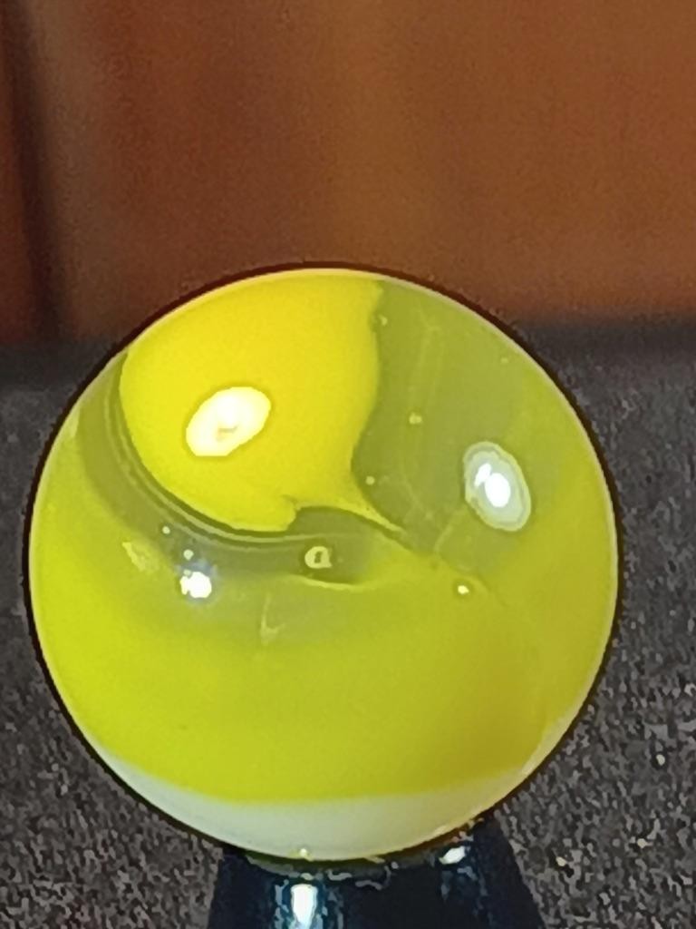5/8″ Vitro Agate Lemon Chiffon Ice White Patch on Clear NM Serious Marble B80