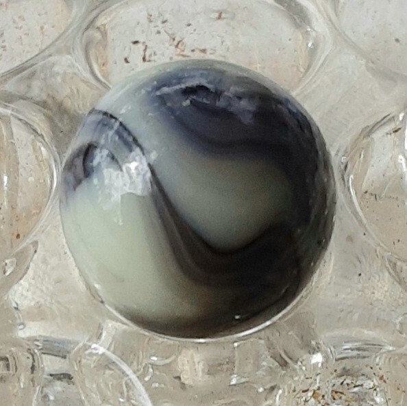 5/8″ CAC Vary Cool UV Swirl Marble In Beautiful Mint Condition 👌.
