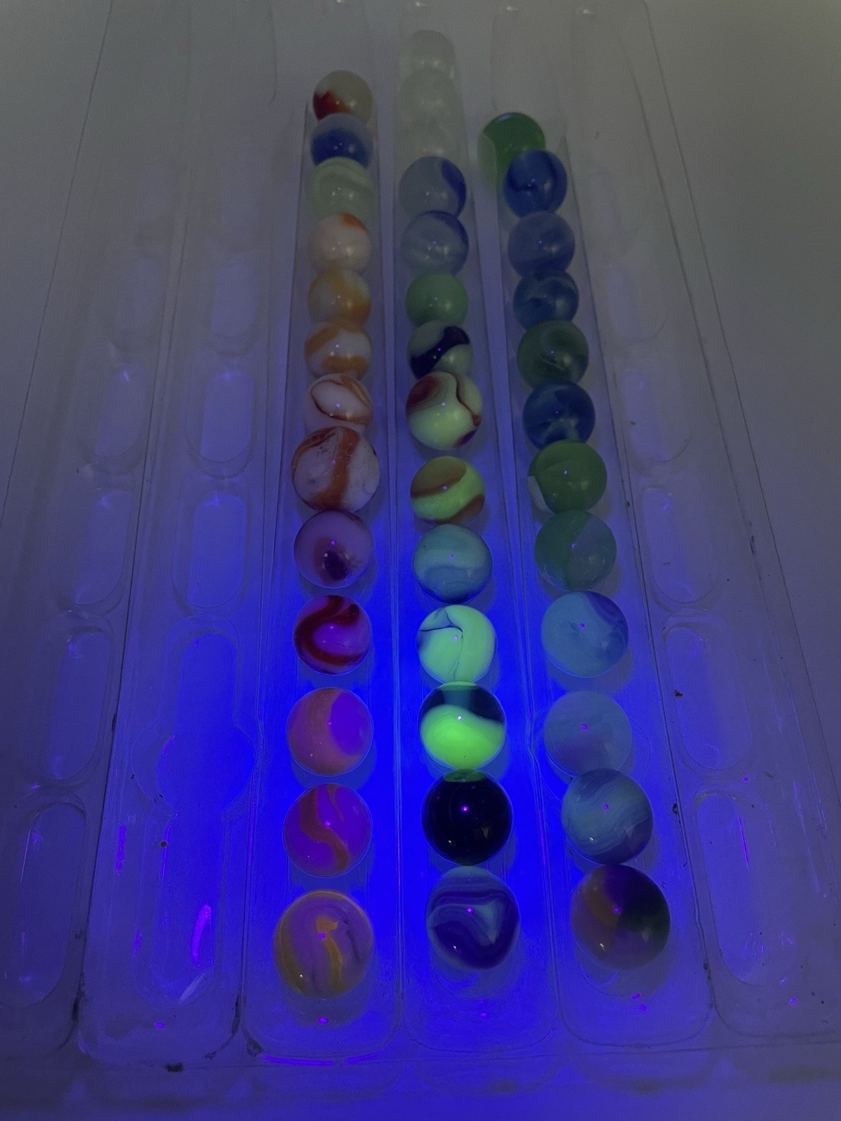 42 Pc Glow Marbles Uranium Cadmium Reactive Under UV Light Vintage