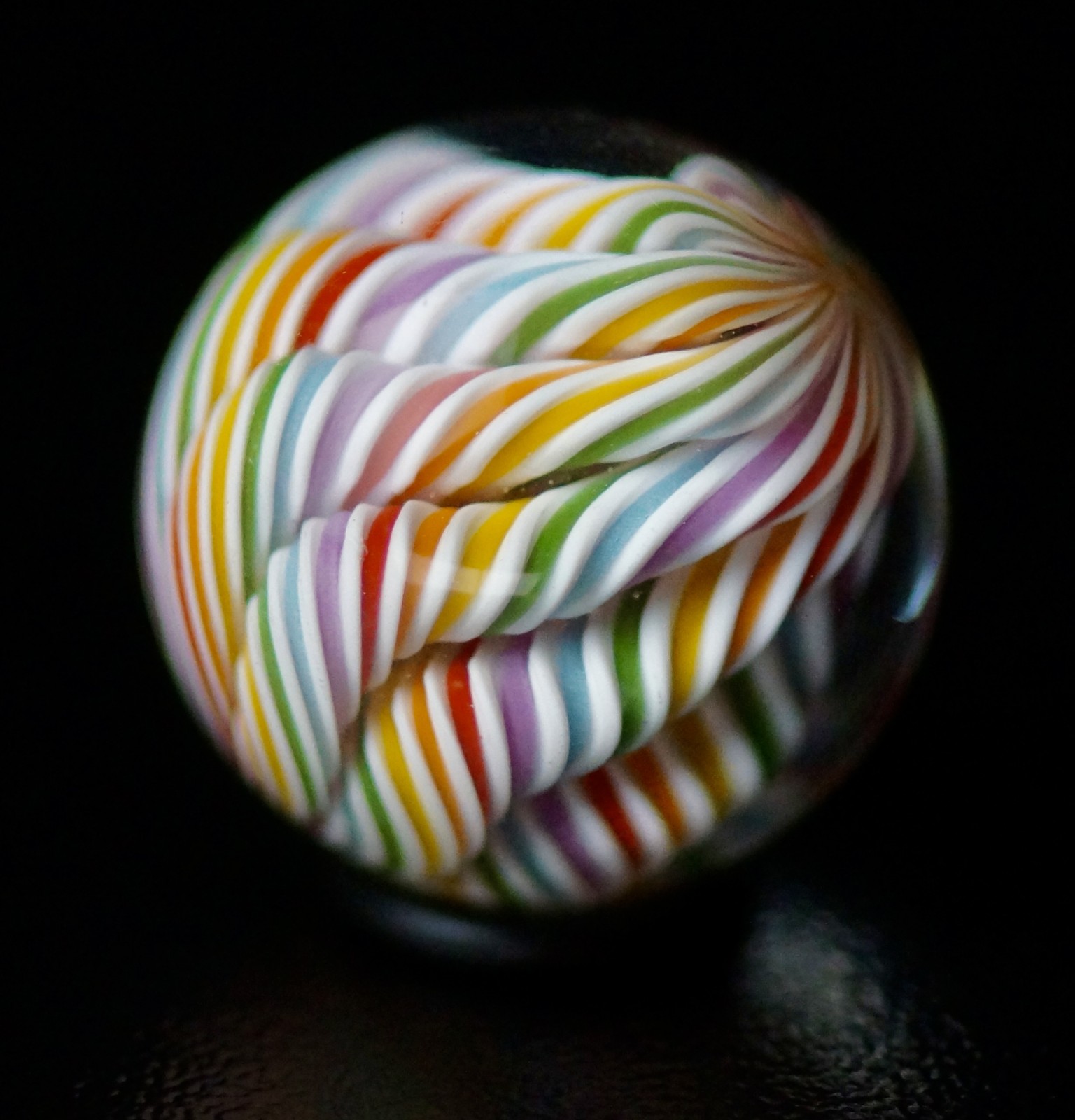 Bryan Trillas Glass Marble/Filigree Cane/ Rainbow/ 0.8-0.9 inch