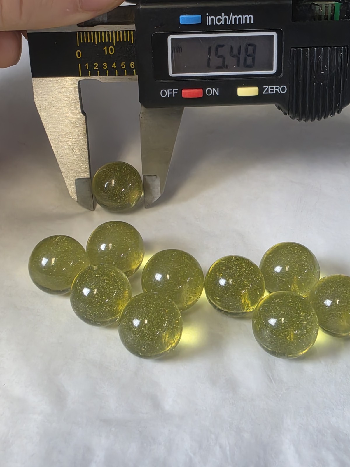 Lot Of 10 Vaseline Glass Uranium Glass Marbles Uv Glow