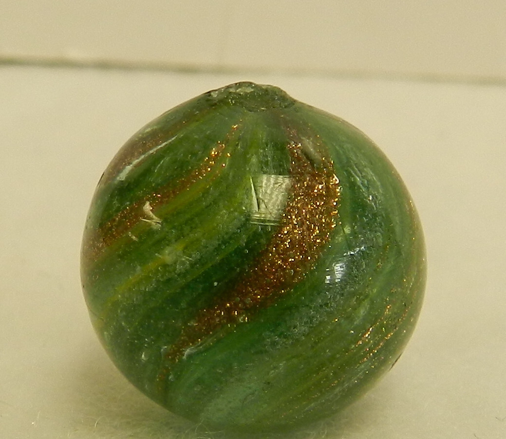 #17212m Vintage German Handmade Onionskin Lutz Marble .70 Inches