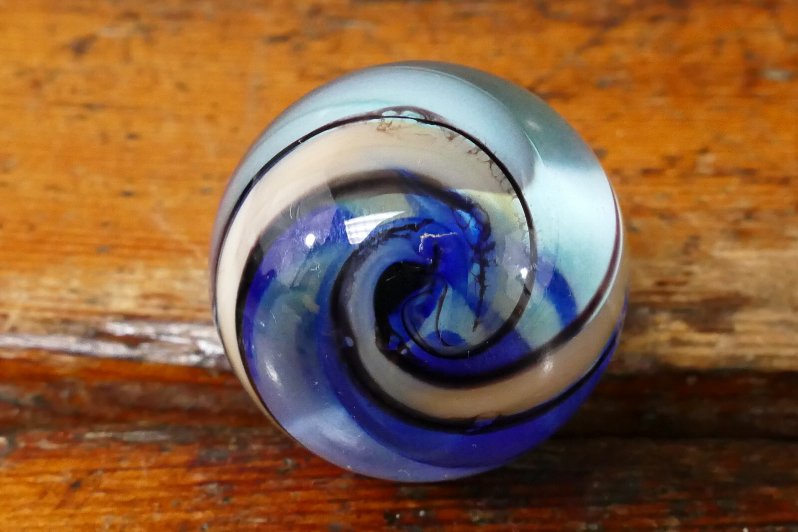 Vintage Hand Blown Art Glass Marble Light & Dark Blue Swirl Black White – 1 3/16