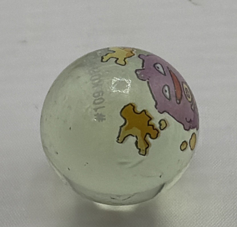 Vintage Pokémon Koffing #109 Marble 3/4″ Nintendo Collectible Glass Toy Rare.