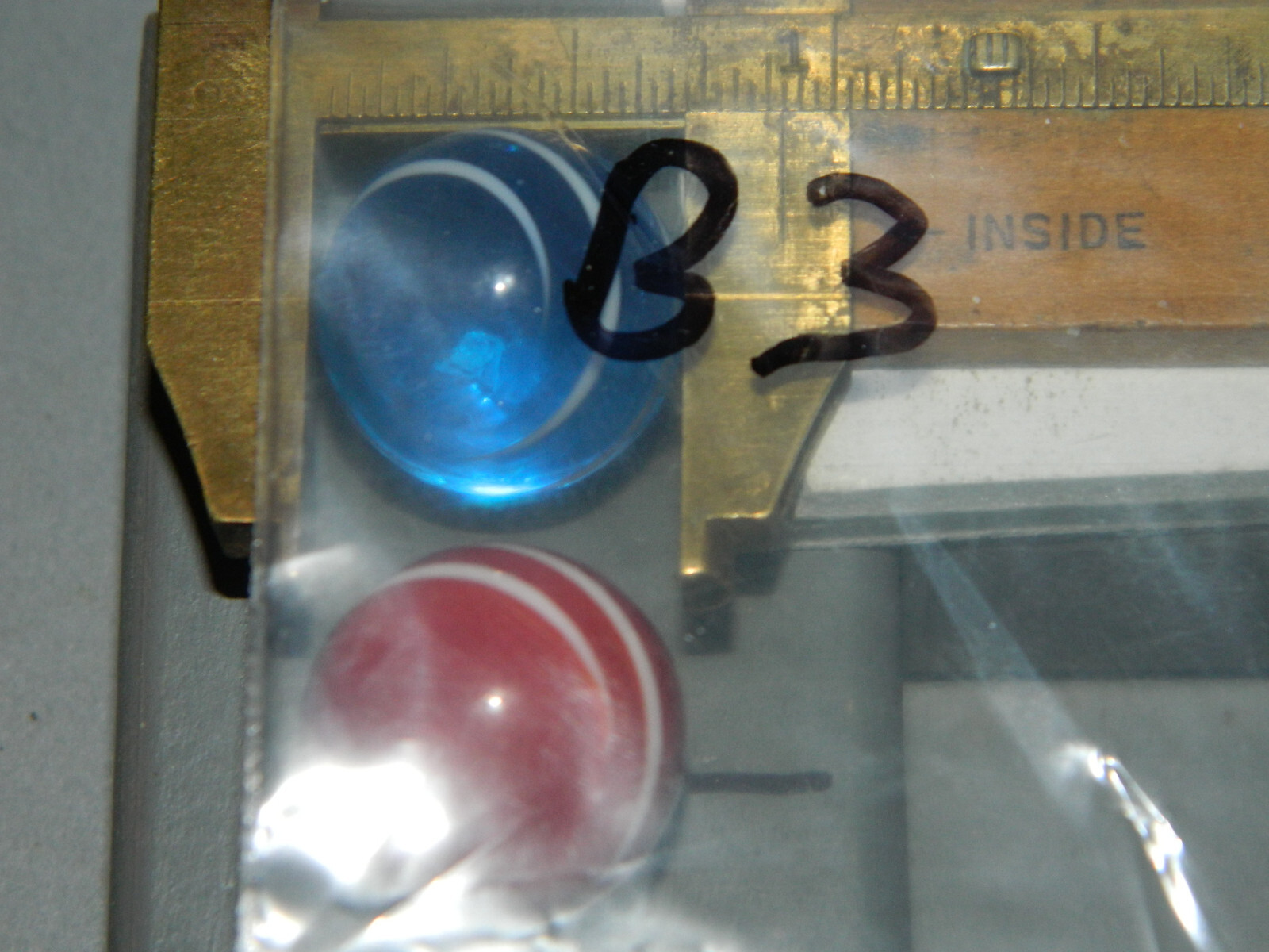 Handblown Spiral Marbles Lot of 2 Nice Colors Approx 11/16″ B2