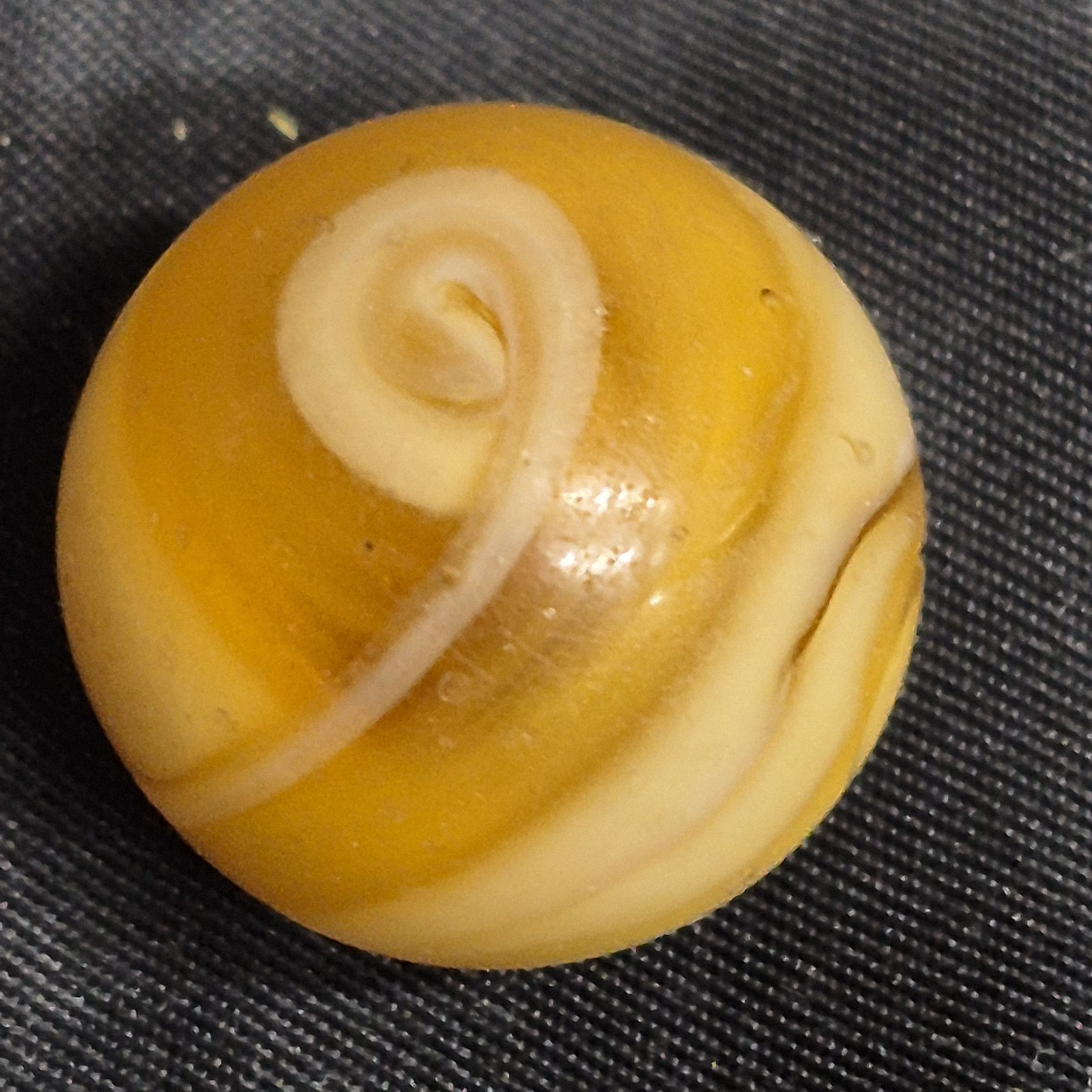 Vintage Amber White Slag Swirl Glass Marble 0.78″ Shooter Akro Agate Alley CAC