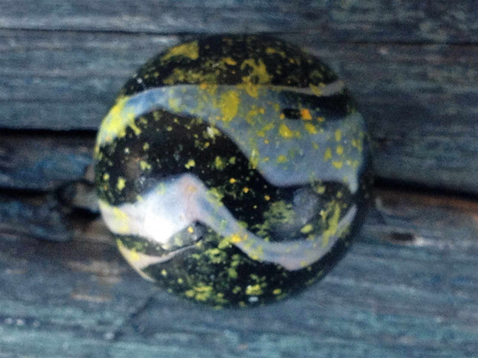 LARGE OPAQUE BLACK GLASS MARBLE 1″ SHOOTER VARIEGATED SWIRL WHITE SPECKLE YELLOW
