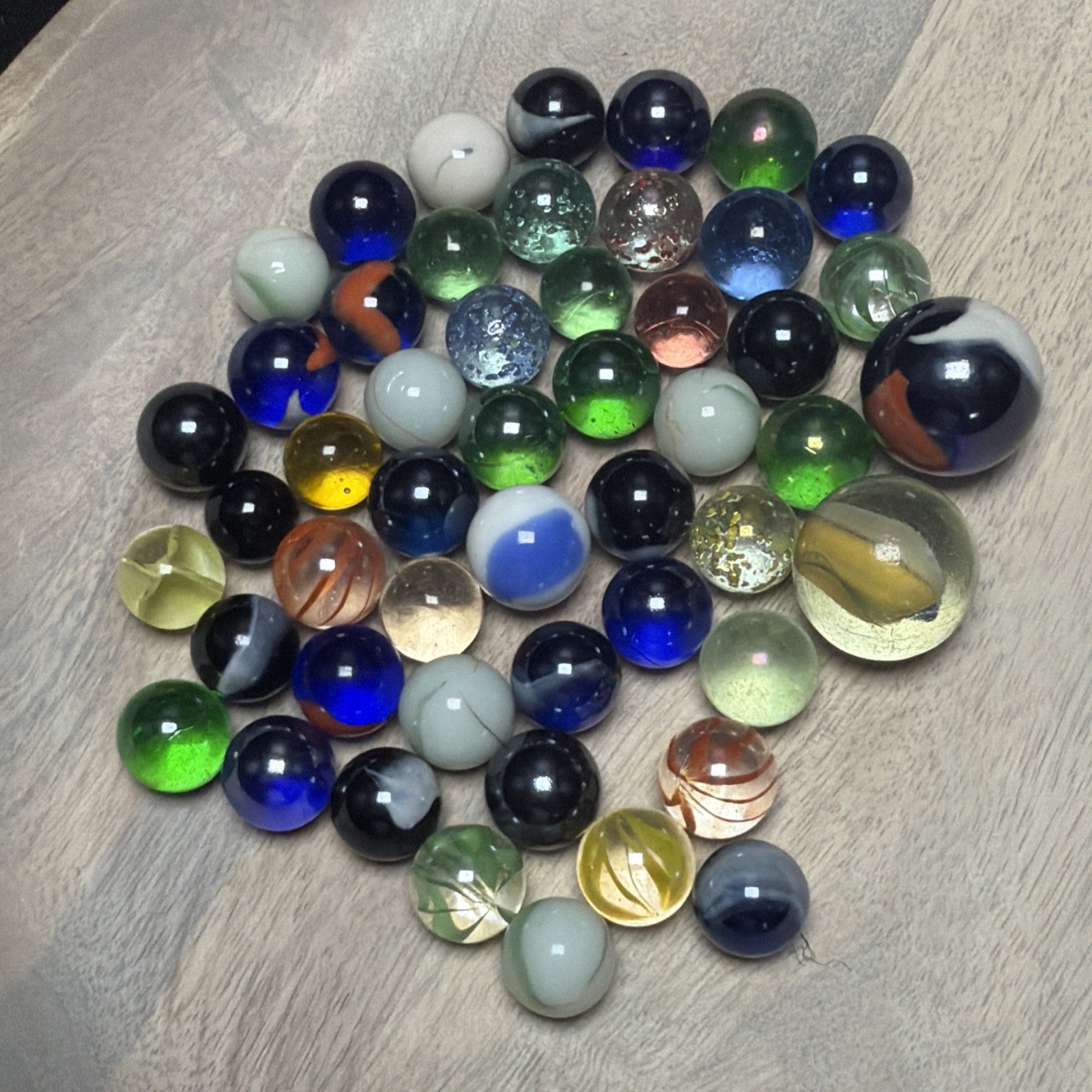 Toyi Amazing Marbles 48 Marbles & 2 Shooters Original Container 2006