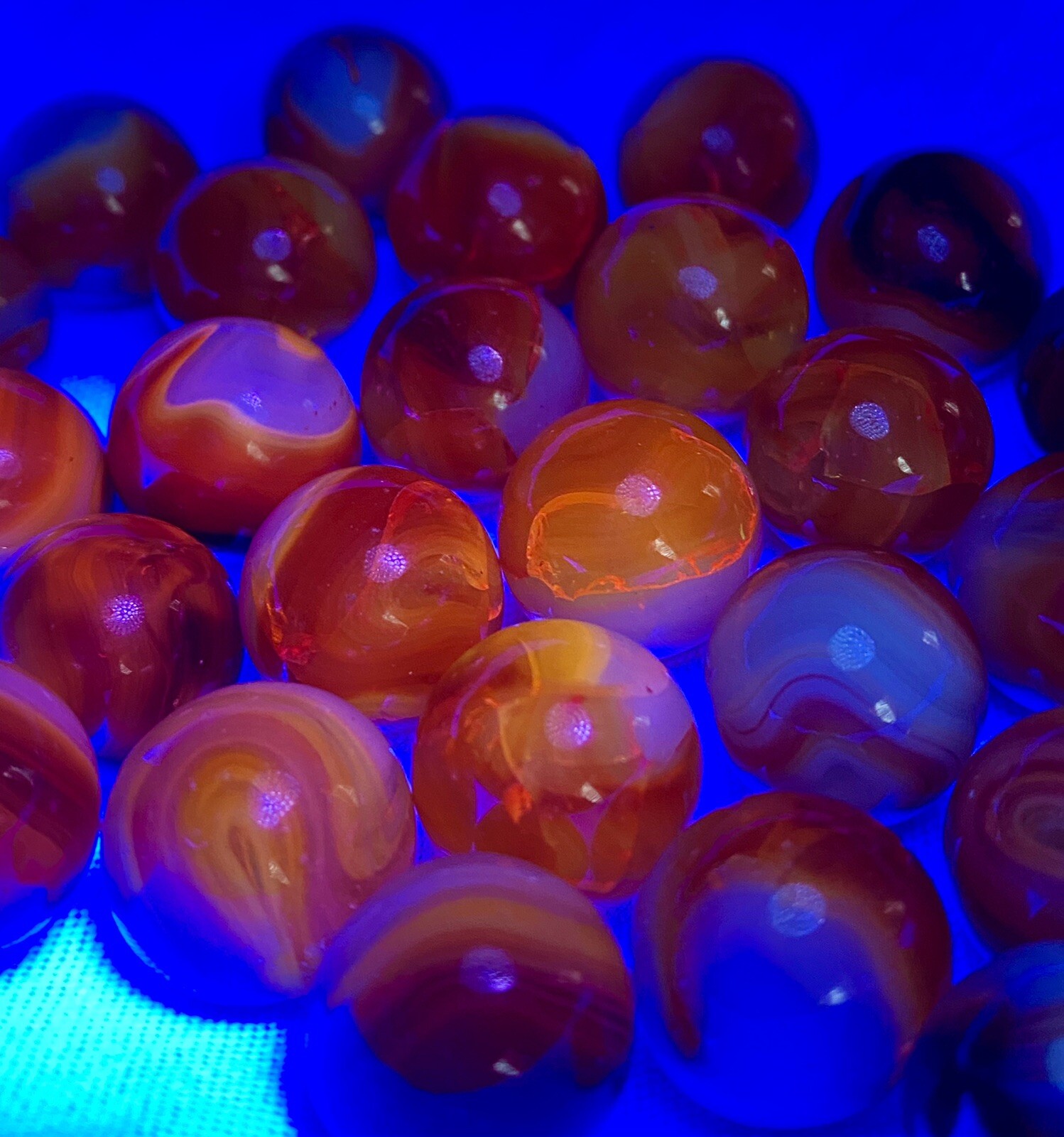 Uranium Streaked Glass Vintage Marbles Lot Of 30 About 17 Cm UV Reactive