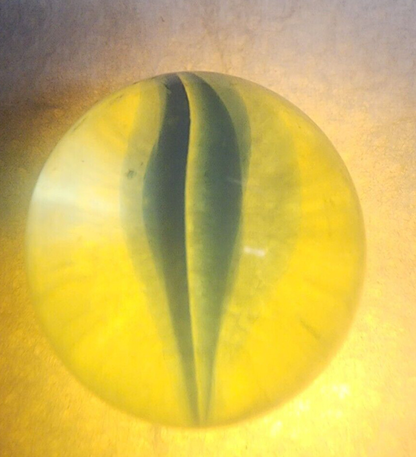 Great Set Of 4 Vintage Cats-Eye Marbles 1 Inch 1 Multicolor & Other Great Colors
