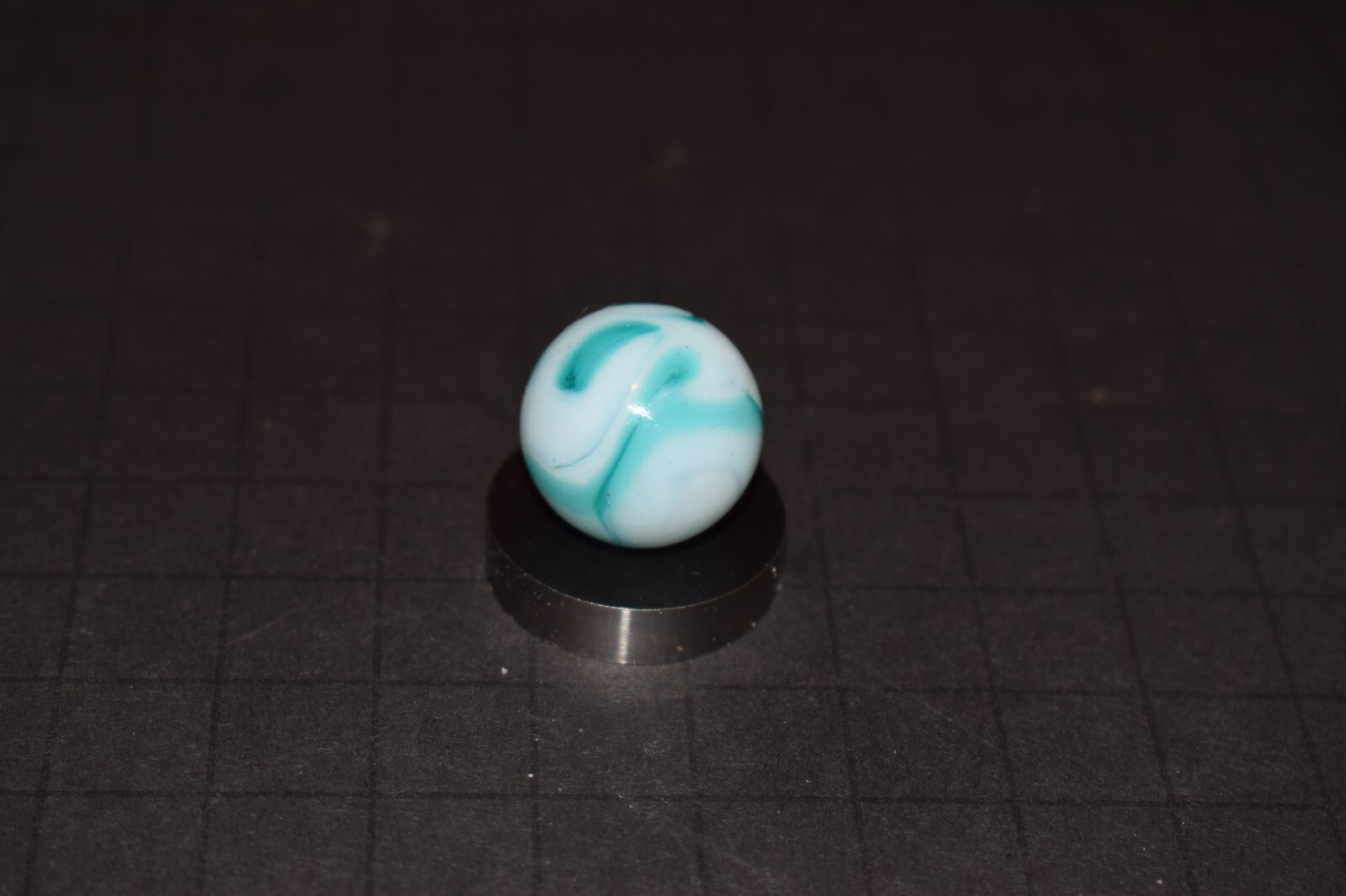 Vintage Alley🥽Aqua Marine🐬🥛 Milk Glass Base Marble LARGE Size .906=29/32 MINT