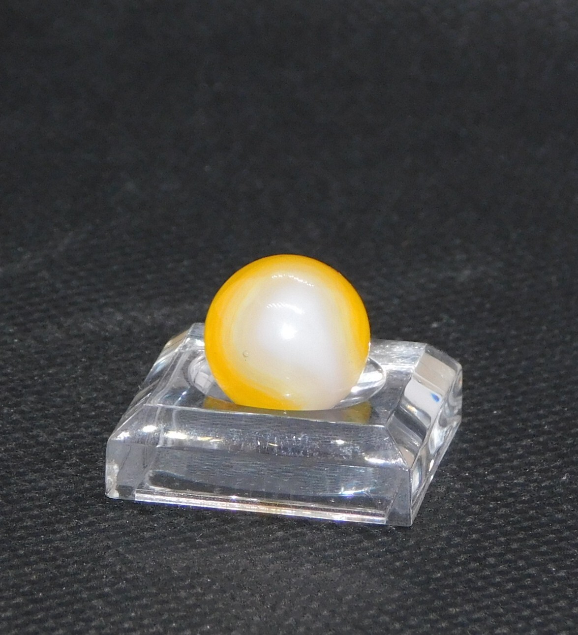 Vintage Marble Glass Christensen CAC Pewee Yellow Transparent Stripe 0.47″ 0-102