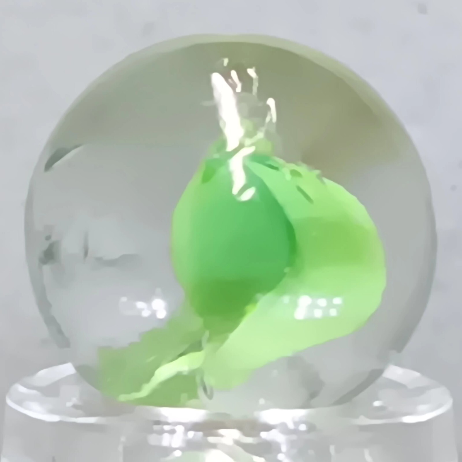 Peewee Cat’s Eye Marble .43 Inches Near-Mint Condition Combined Shipping