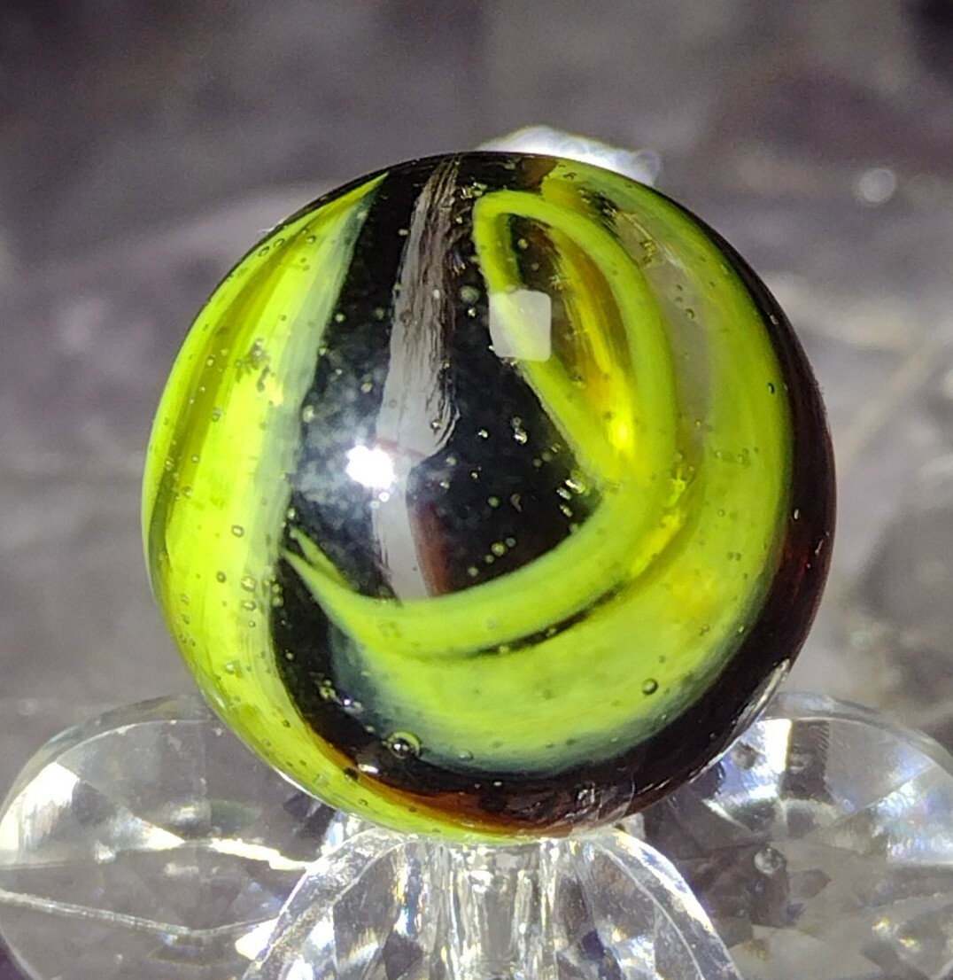 .64″ ODD LOOKING DEEP DIVE MARBLES- NM RARE UNIQUE OLD TOYS