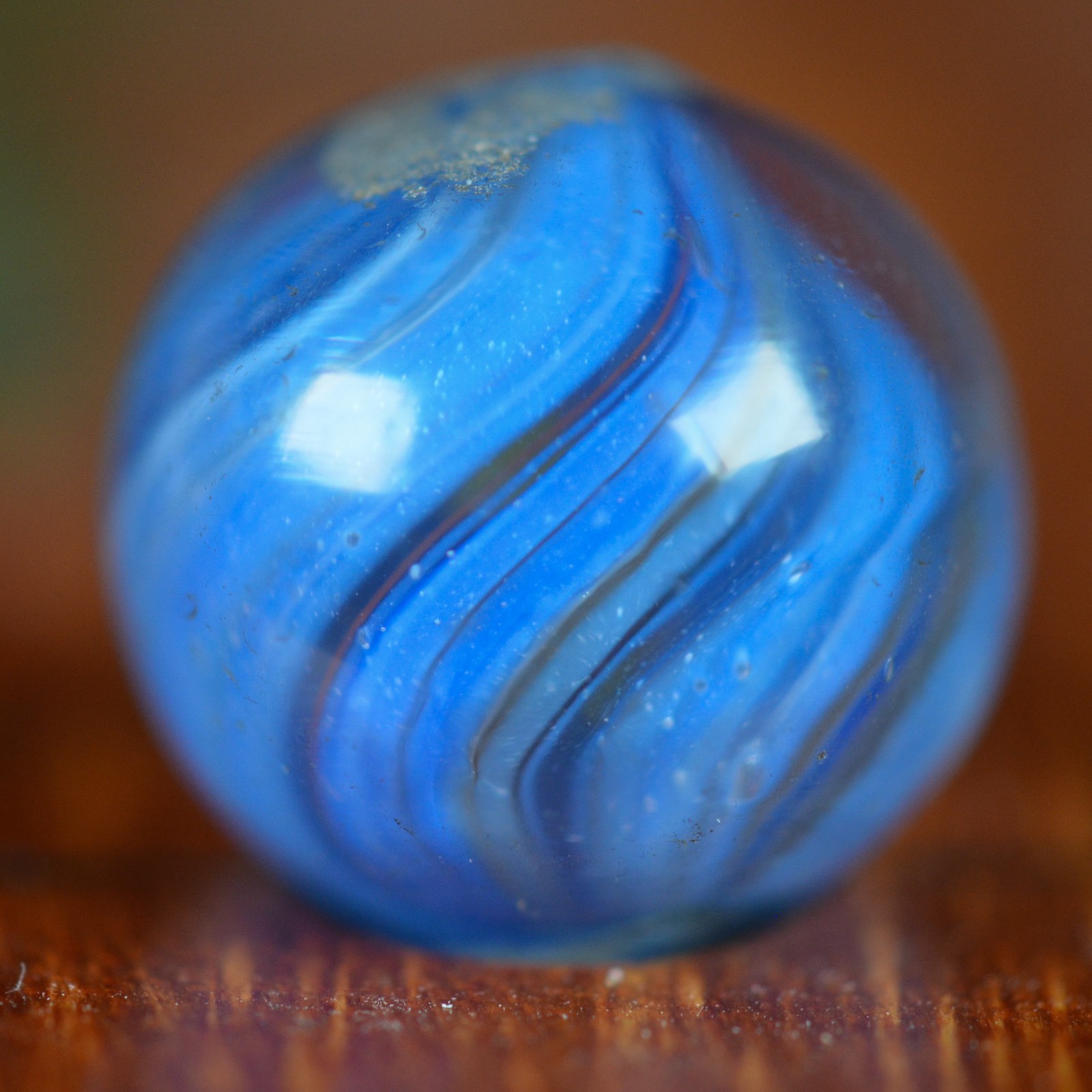 Handmade Blue Onionskin Marble, 0.6 inch, Near Mint+, Germany, 1860-1920, S1591