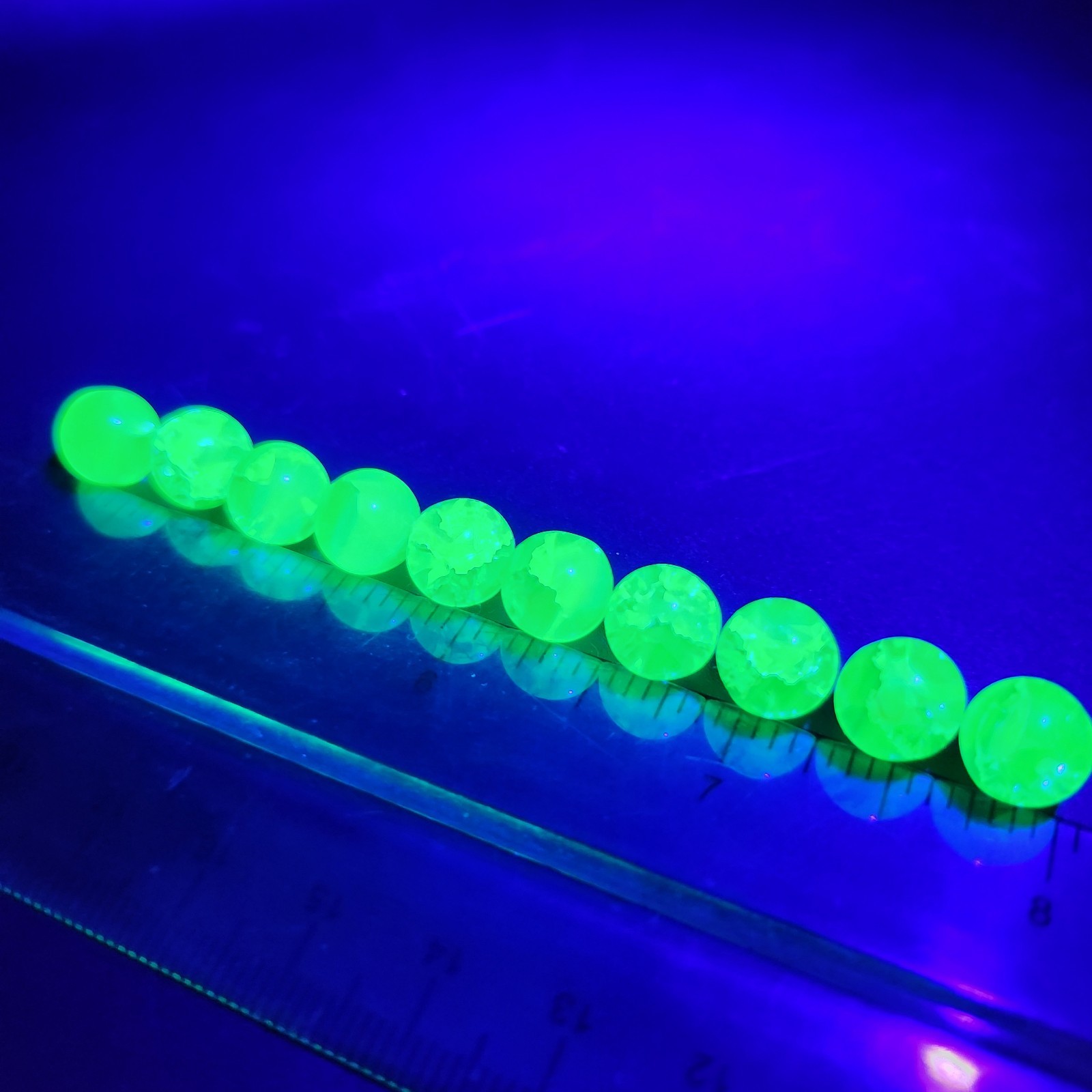 Lot Of 10 Crackel Dark Green Vaseline Glass Uranium Glass Marbles Uv Glo