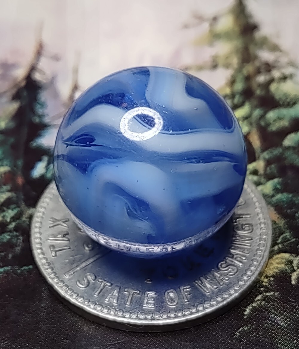 Transparent Blue & White Wire Pull SWIRL Alley Agate Glass Vintage Marbles .67″