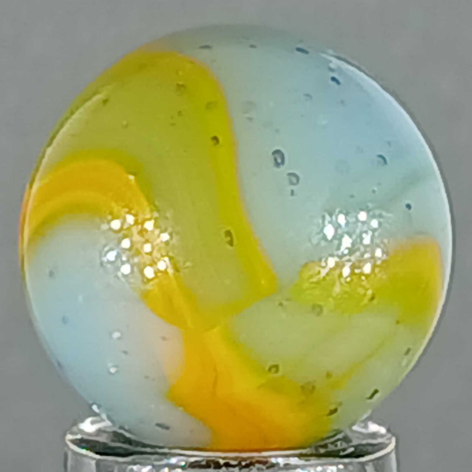 Vintage Peltier Rainbo Marble .62 Inches Near-Mint Condition Combined Shipping