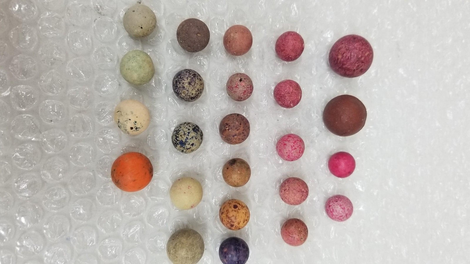 24-Pre 1900s Clay Marbles 9/16″-1″ Multiple Manufacturers Shelf UP5 #26
