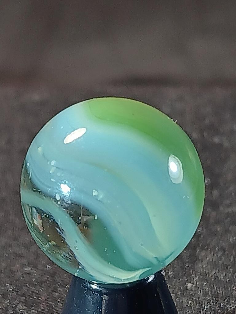 5/8″ Vitro Willow Green Robin’s Egg Patch Ribbon Wispy White NM Marble A978