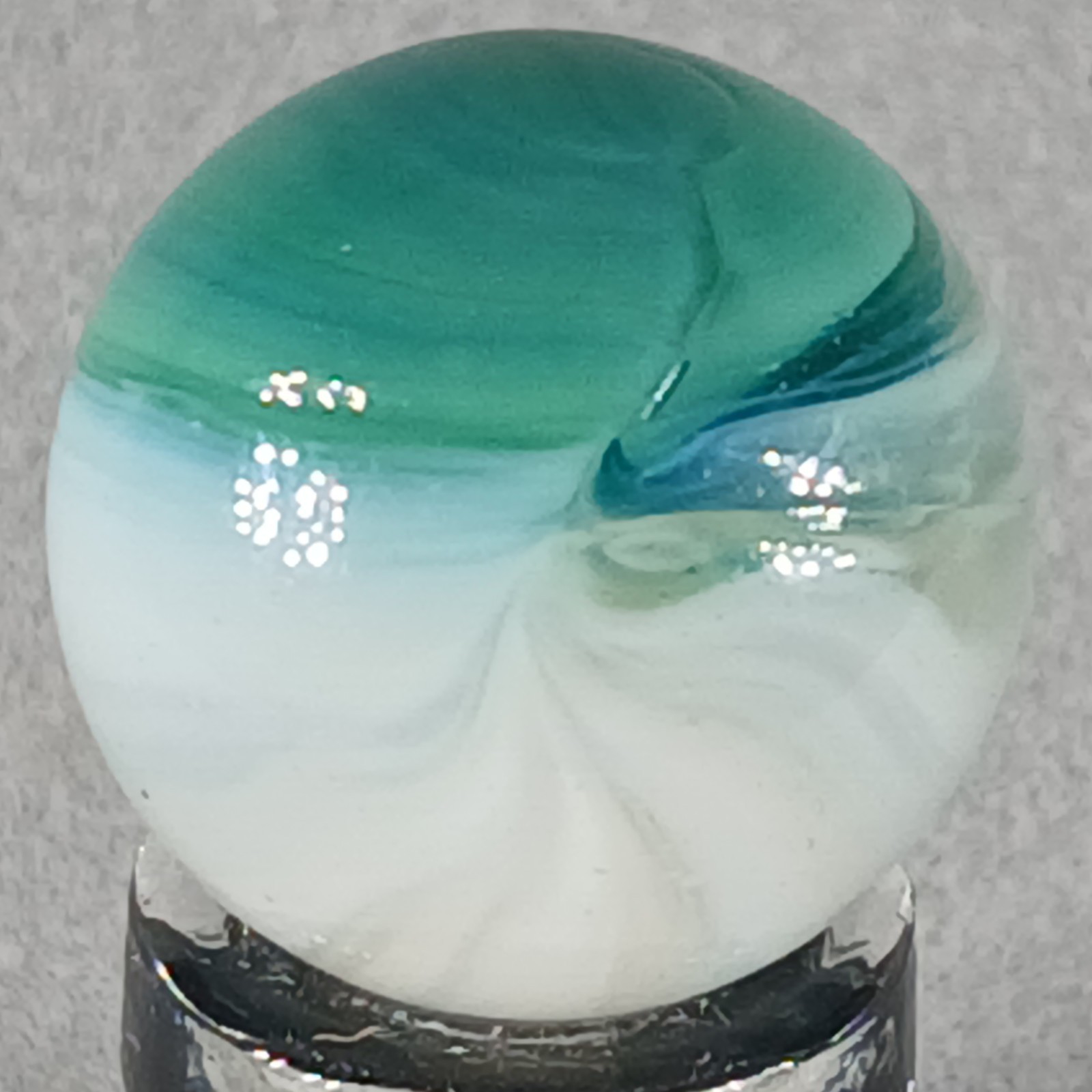 Vintage Vitro Conqueror Marble .61 Inches Near-Mint Condition Combined Shipping