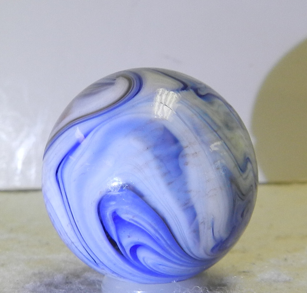 #16293m Nice Looking Contemporary Marble 1.20 Inches *Mint*