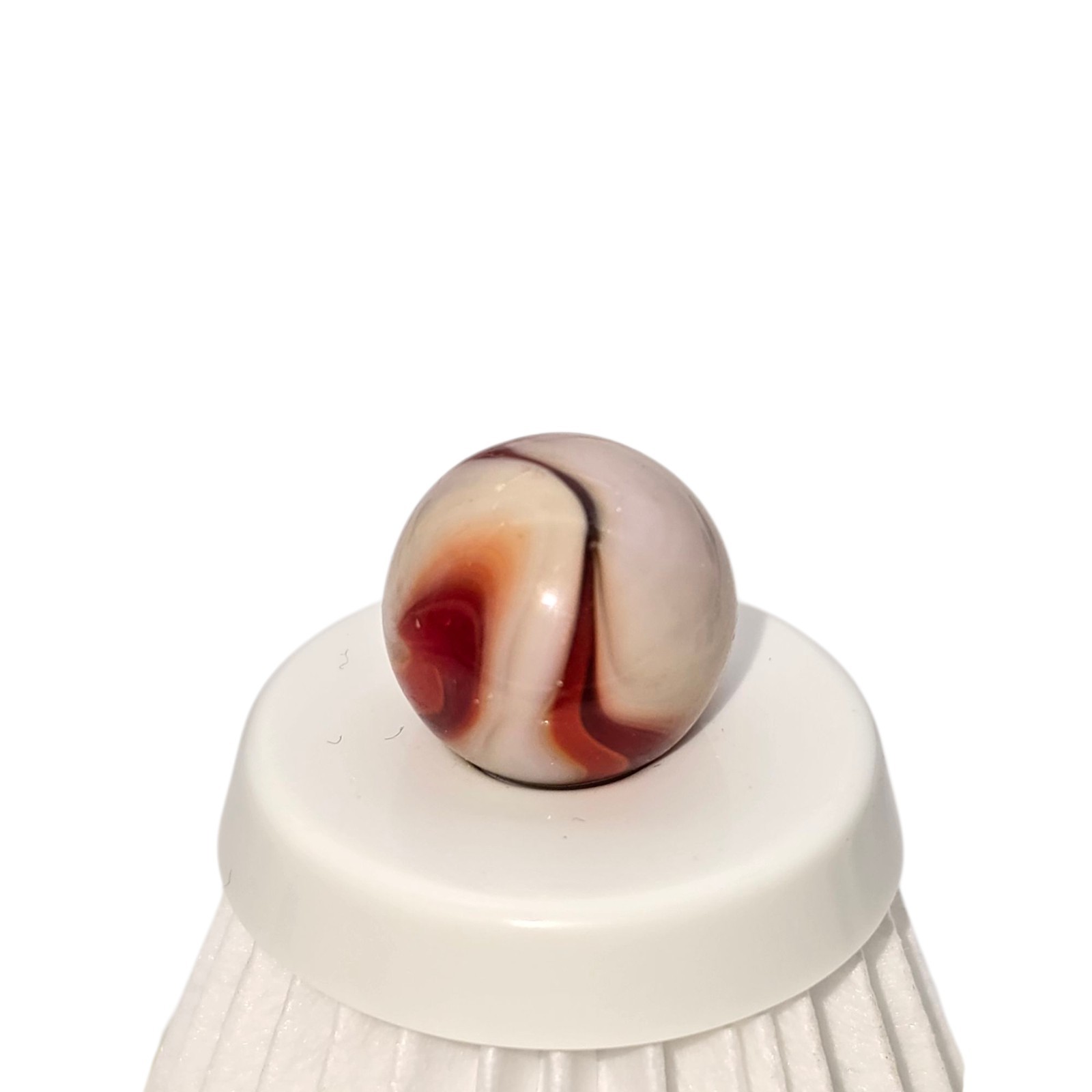 Vintage Alley Ravenswood Flame Ribbon Marble 15.88 mm